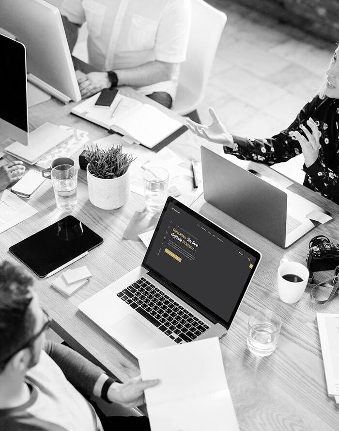 Bilder GoldenWing - Webdesign Wien, SEO, Grafikdesign