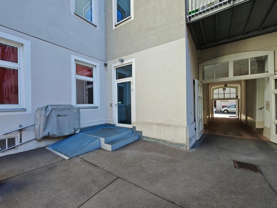 Bilder Dr. Alexander Hermann