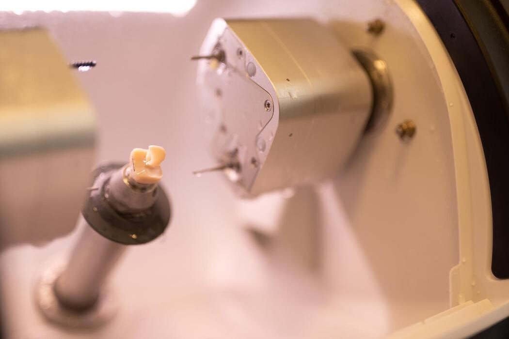 Bilder Zahnmedizin Hernals - Dr.med.dent. Michael Stanzl M.Sc.