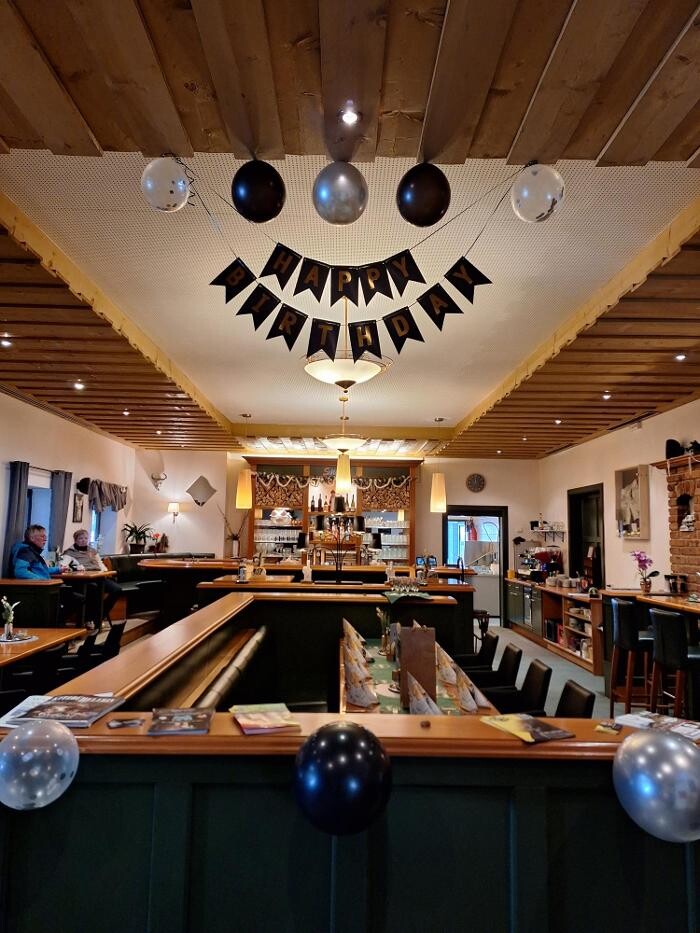 Bilder Restaurant Zur Glitzernden Lederhos'n