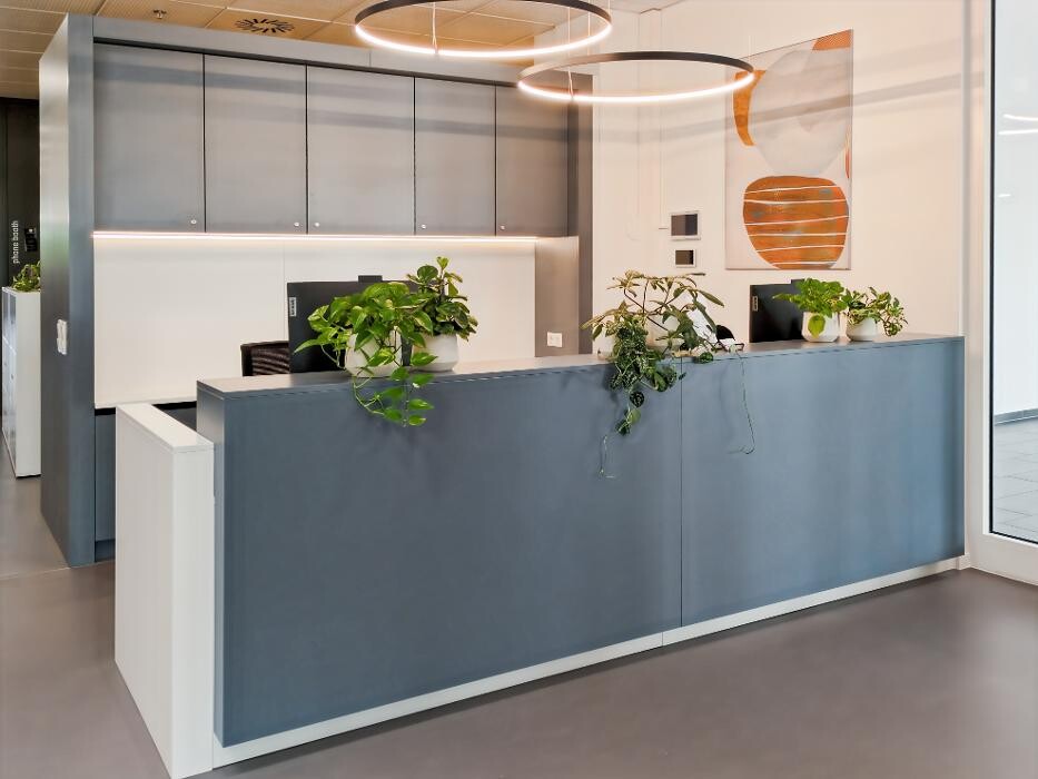 Bilder Regus Modepark Röther