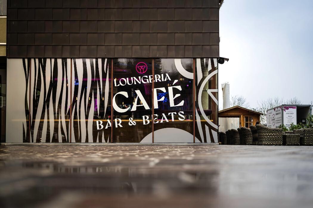 Bilder Loungeria - Cafe, Bar & Beats