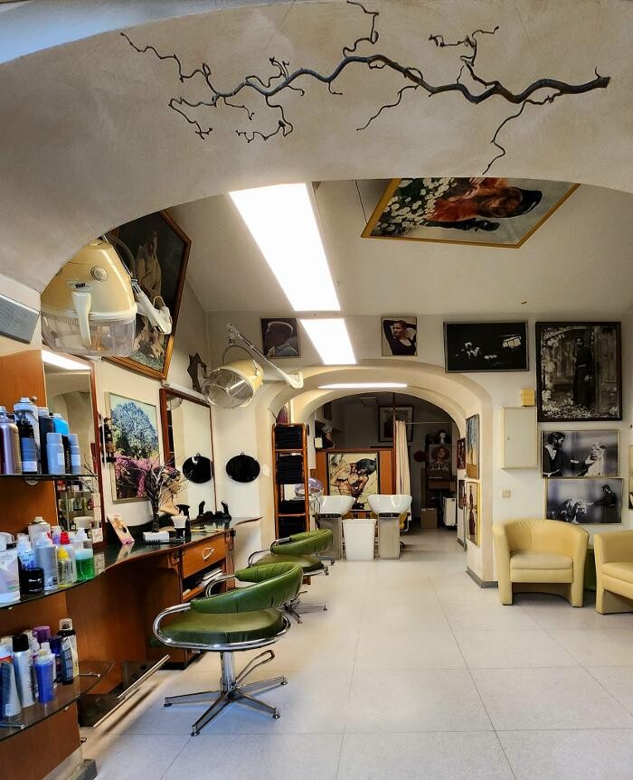 Bilder Friseursalon Haar-Guru