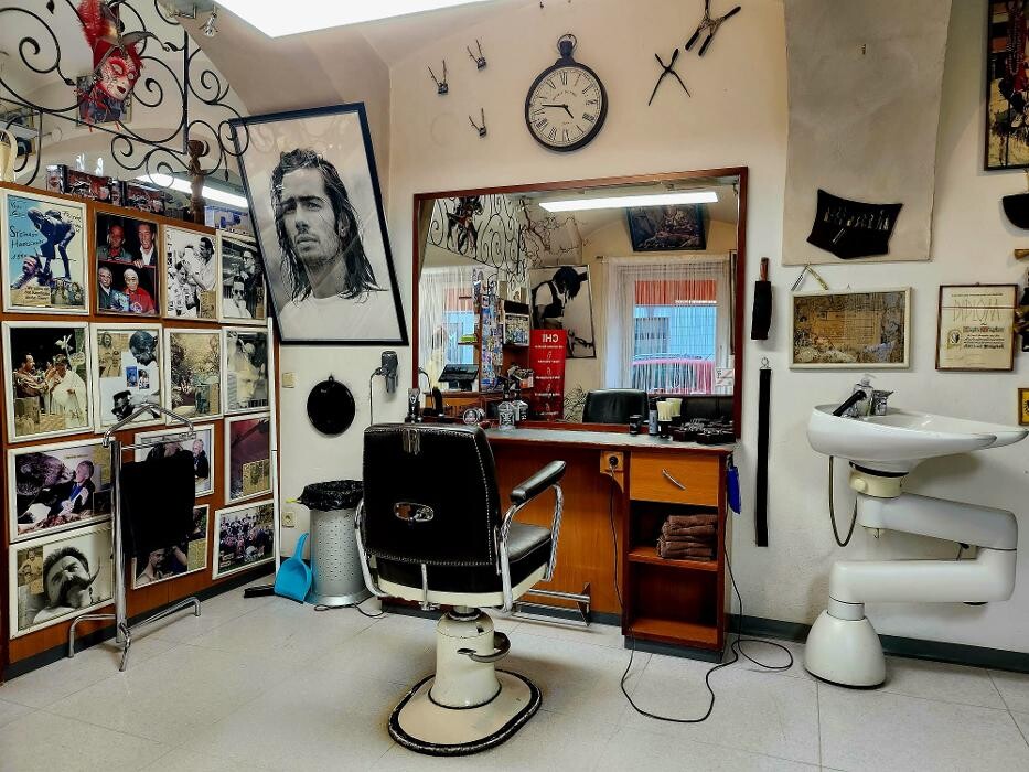 Bilder Friseursalon Haar-Guru