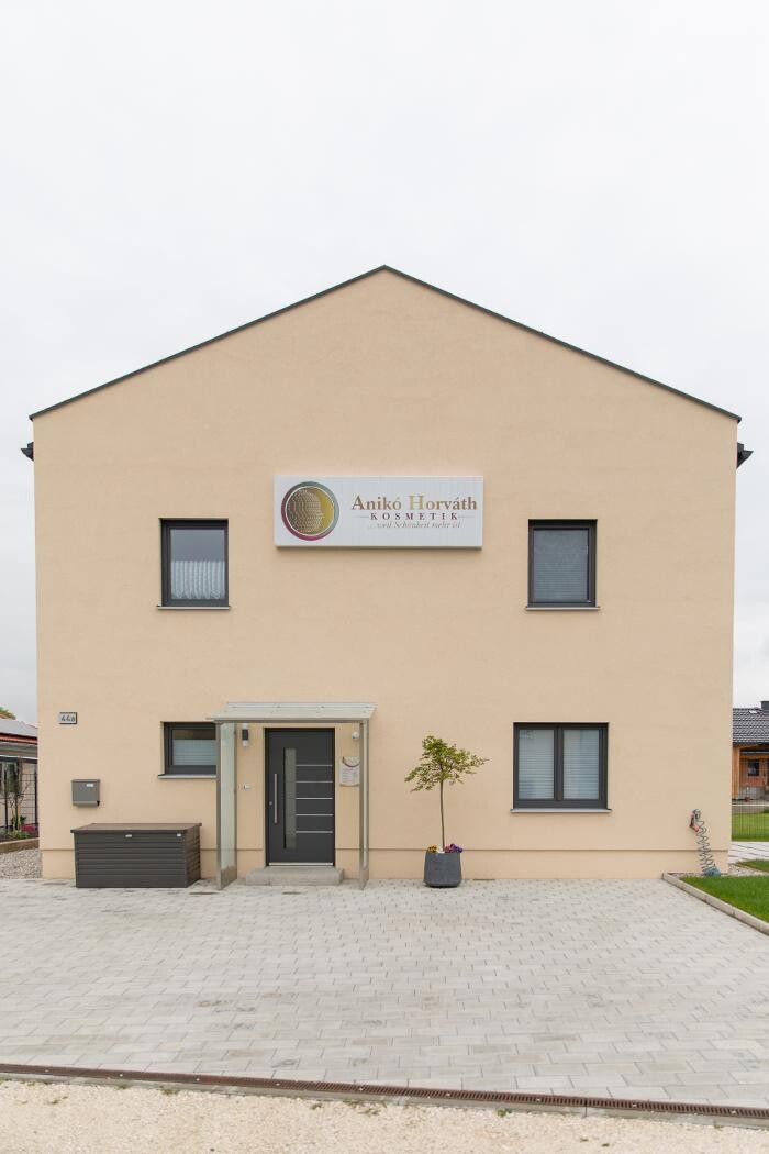 Bilder Anikó Horváth Kosmetik GmbH
