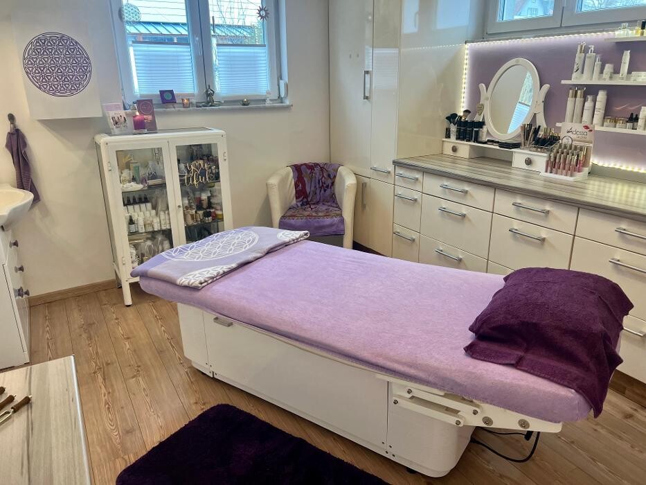 Bilder Raum Lila - Entspannungsstudio