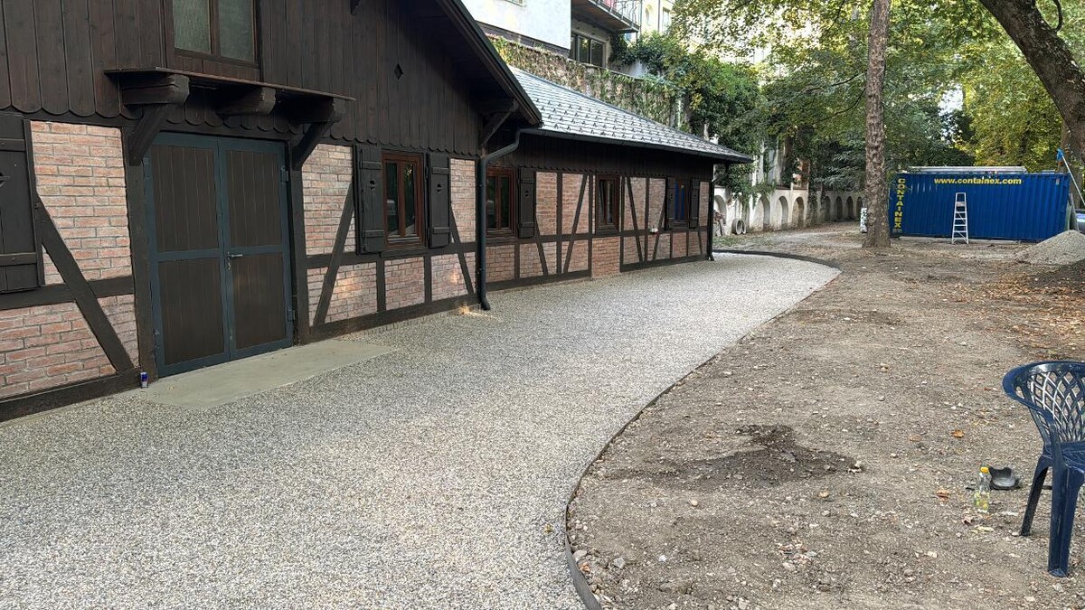 Bilder Bagger Wien - EMK Erdbau GmbH