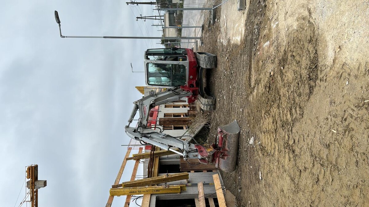 Bilder Bagger Wien - EMK Erdbau GmbH