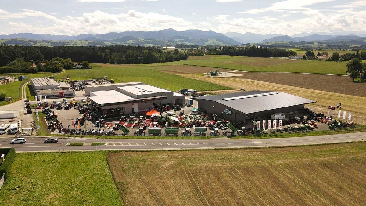 Bilder BULLA Landtechnik GmbH