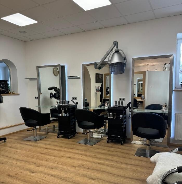 Bilder Friseur im Burgstadl