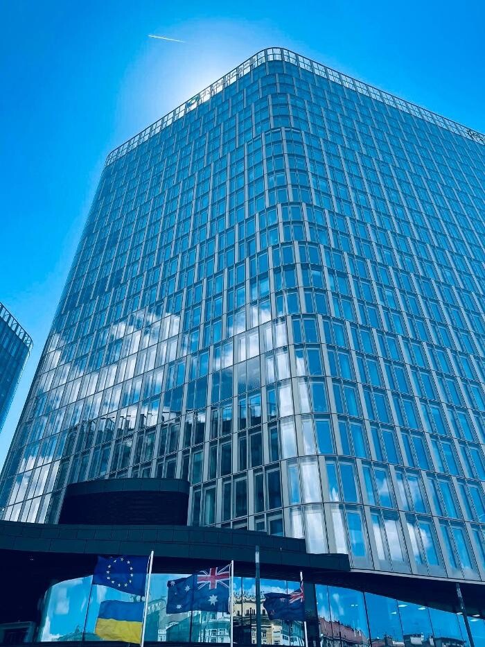 Bilder BIGLETTER ÜBERSETZUNGEN