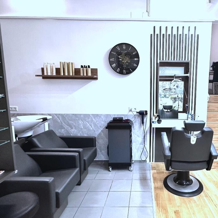 Bilder Friseur Sara
