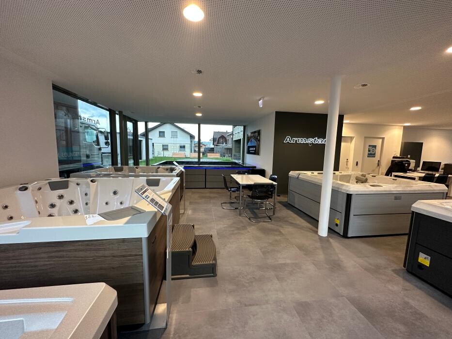 Bilder ARMSTARK Whirlpools, Swim Spas, Saunen & Infrarotkabinen