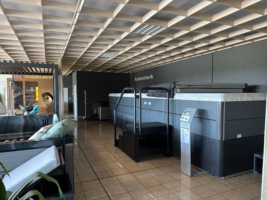 Bilder ARMSTARK Whirlpools, Swim Spas, Saunen & Infrarotkabinen