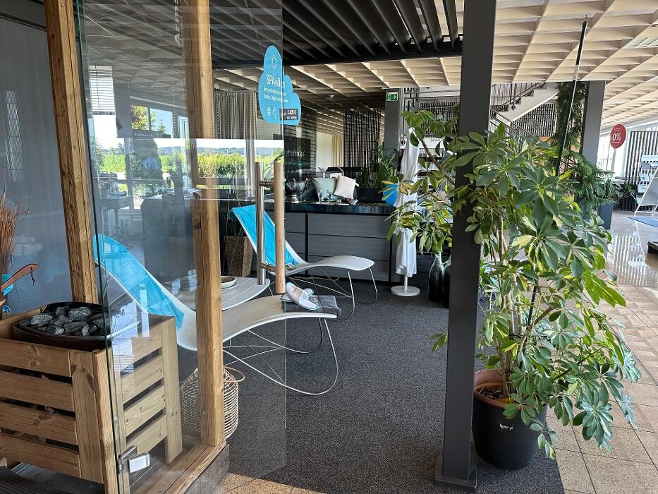 Bilder ARMSTARK Whirlpools, Swim Spas, Saunen & Infrarotkabinen