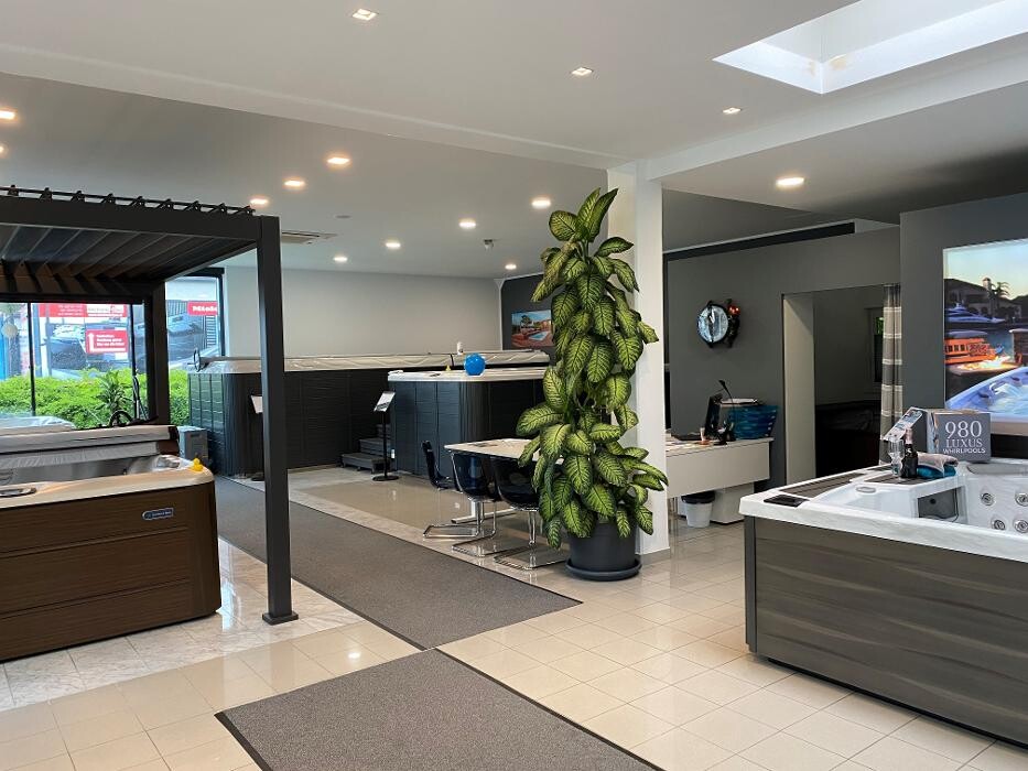 Bilder ARMSTARK Whirlpools, Swim Spas, Saunen & Infrarotkabinen