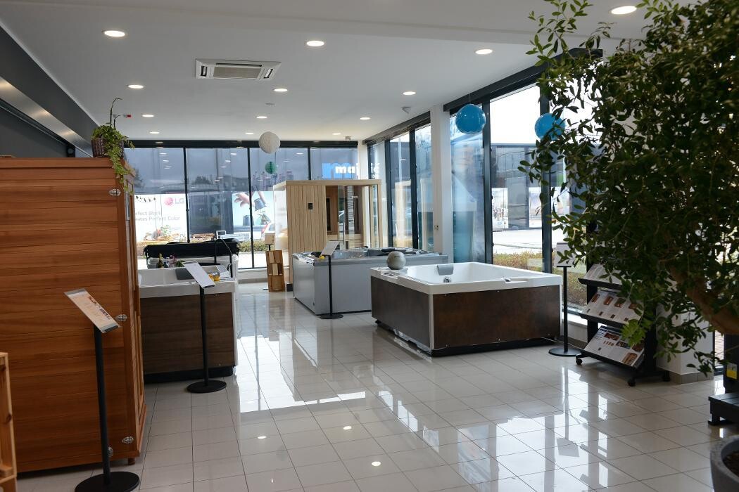 Bilder ARMSTARK Whirlpools, Swim Spas, Saunen & Infrarotkabinen