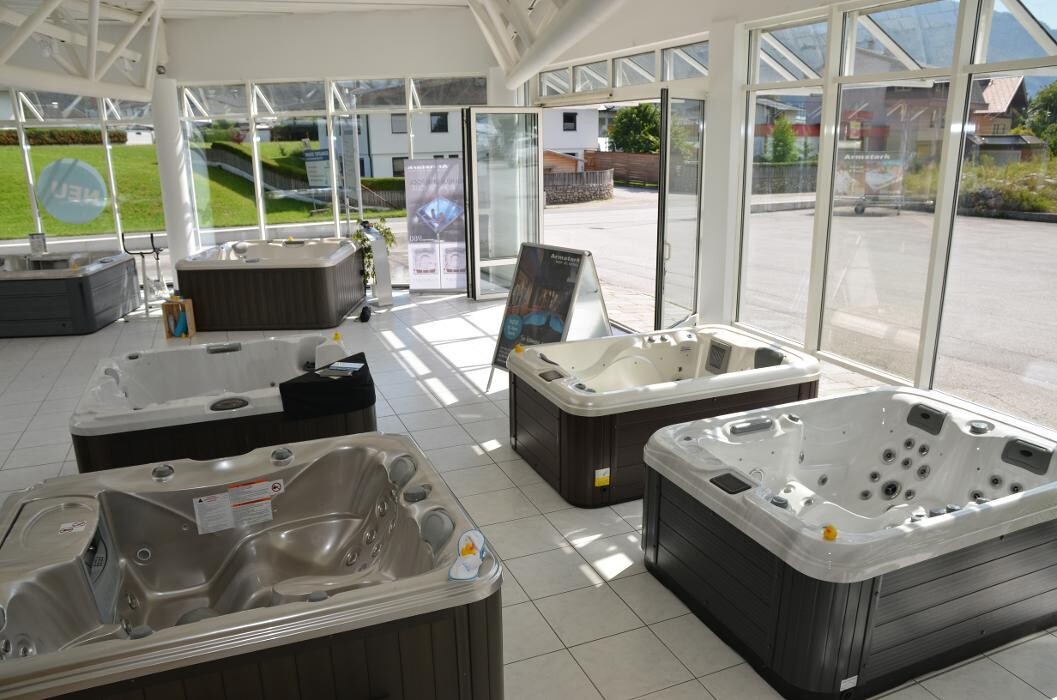 Bilder ARMSTARK Whirlpools, Swim Spas, Saunen & Infrarotkabinen