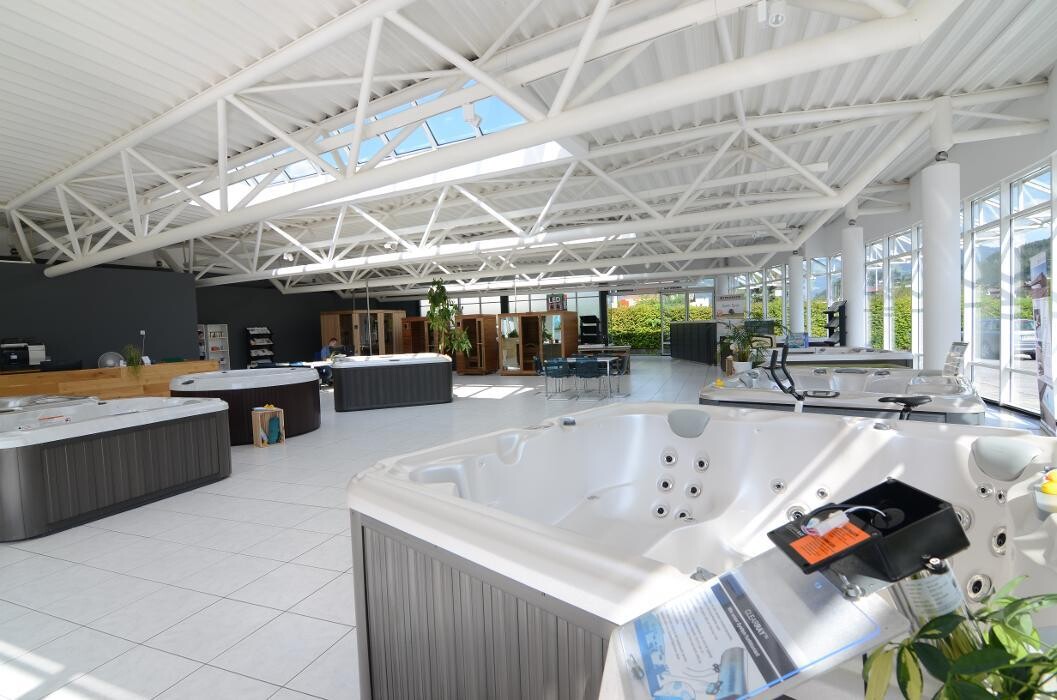 Bilder ARMSTARK Whirlpools, Swim Spas, Saunen & Infrarotkabinen