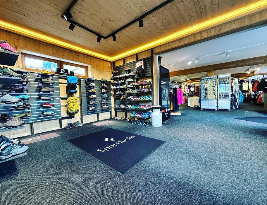 Bilder Sportfuchs - dein Sportshop in Ellmau