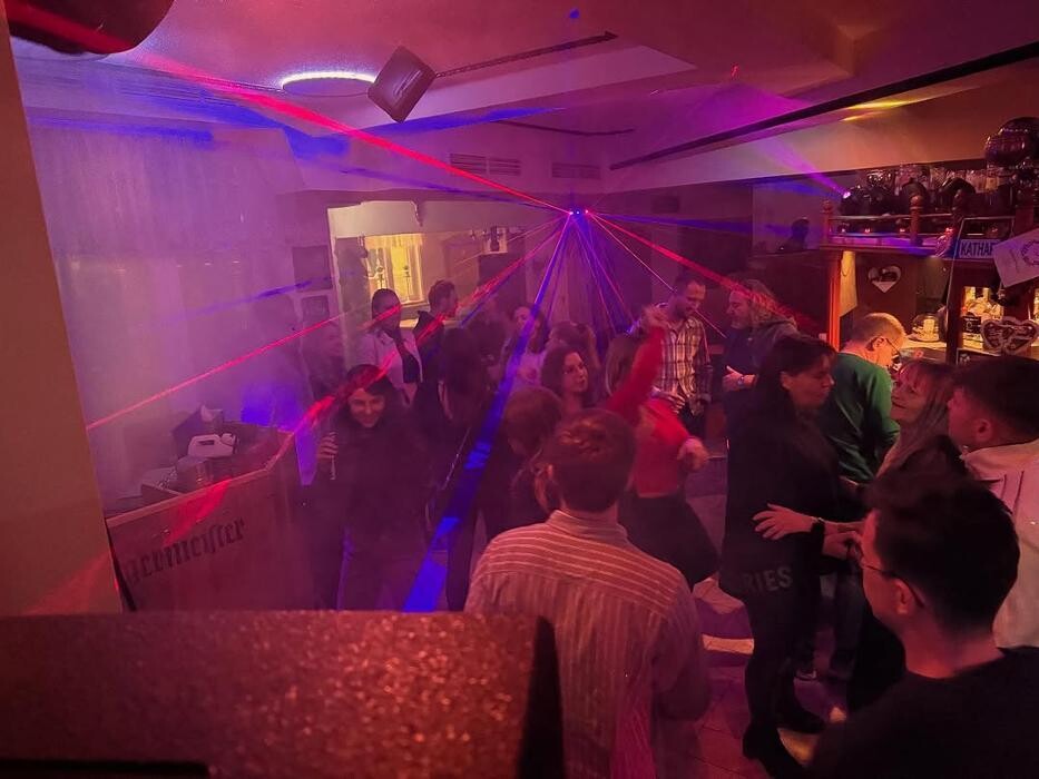 Bilder Mankerle/M.O.B Club