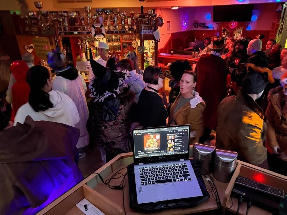 Bilder Mankerle/M.O.B Club