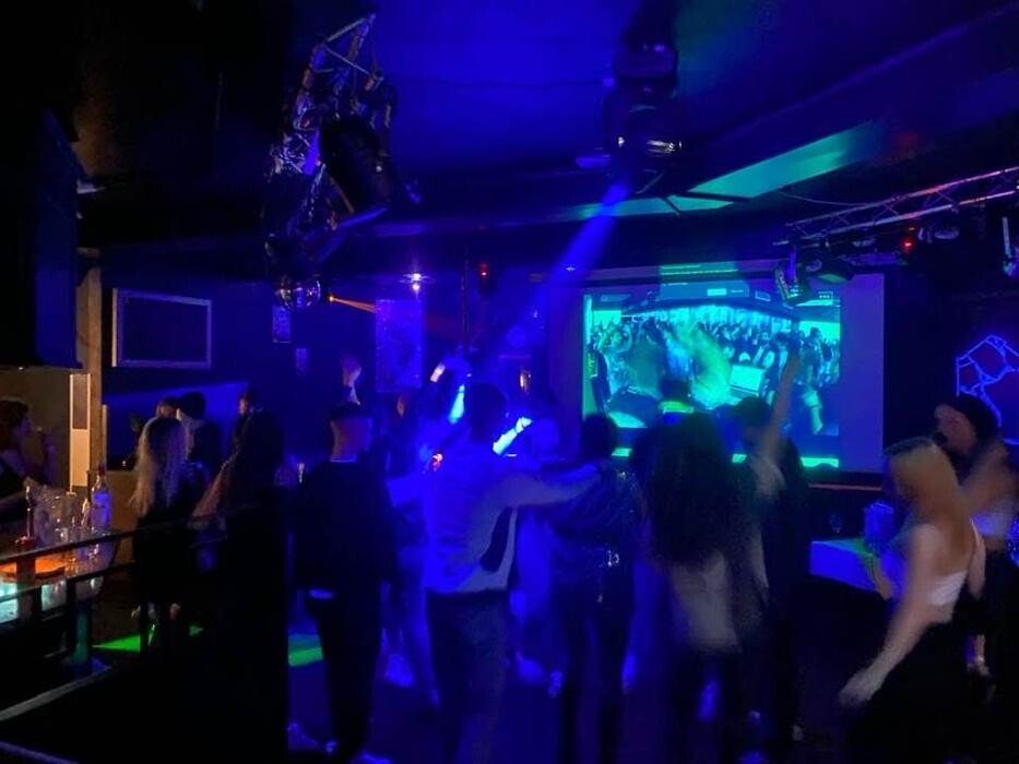 Bilder Mankerle/M.O.B Club