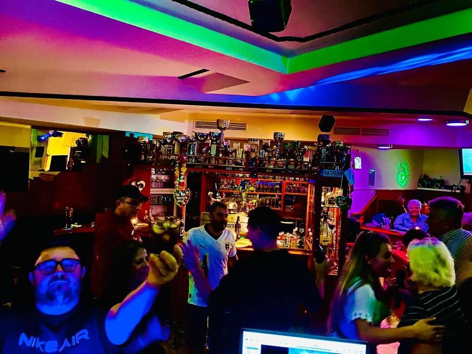 Bilder Mankerle/M.O.B Club