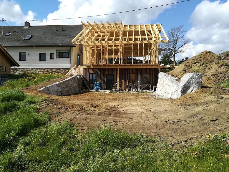 Bilder Kiesenhofer Marius - Steinmauern & Baggerungen