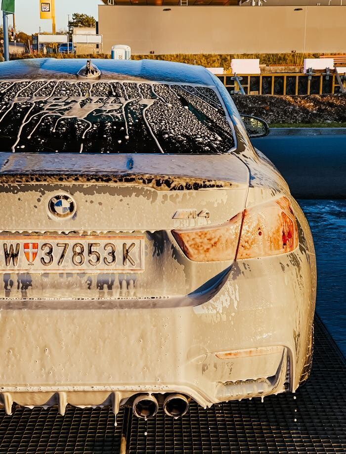 Bilder WashPark Mandl Baden - SB-Boxen