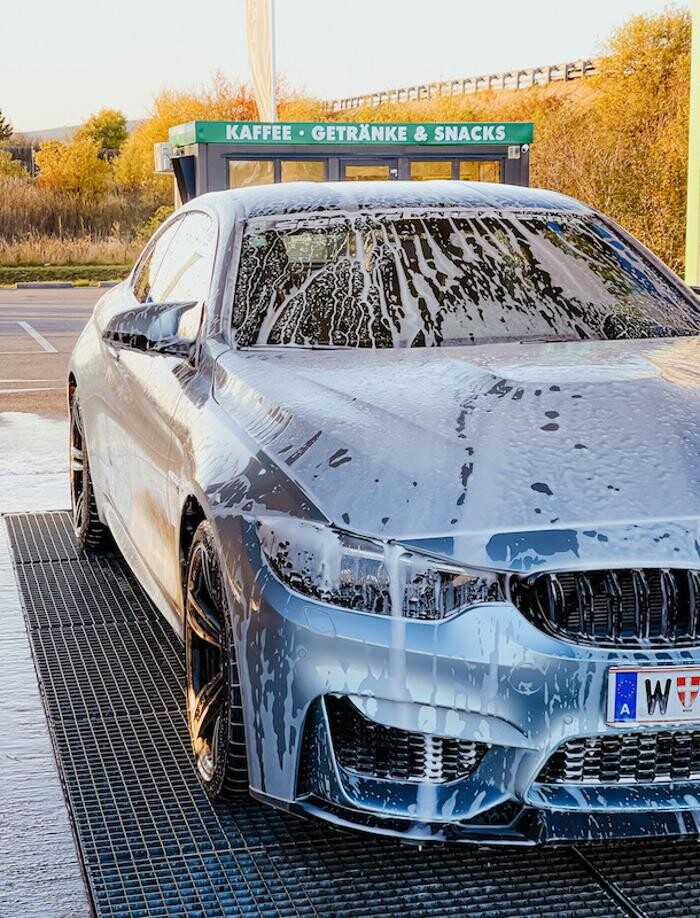 Bilder WashPark Mandl Baden - SB-Boxen
