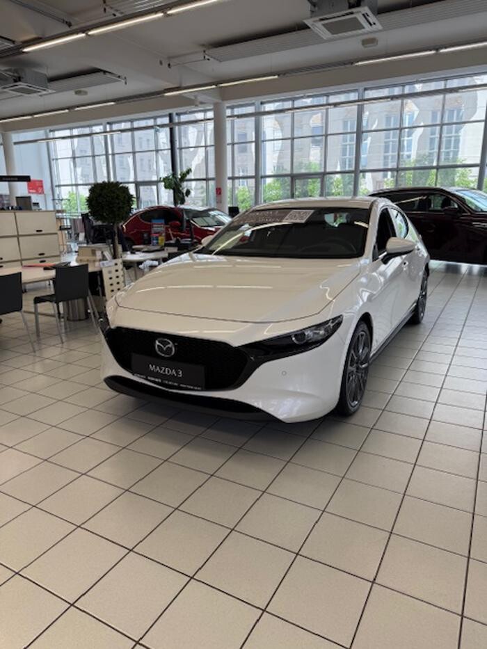 Bilder Mazda Rainer