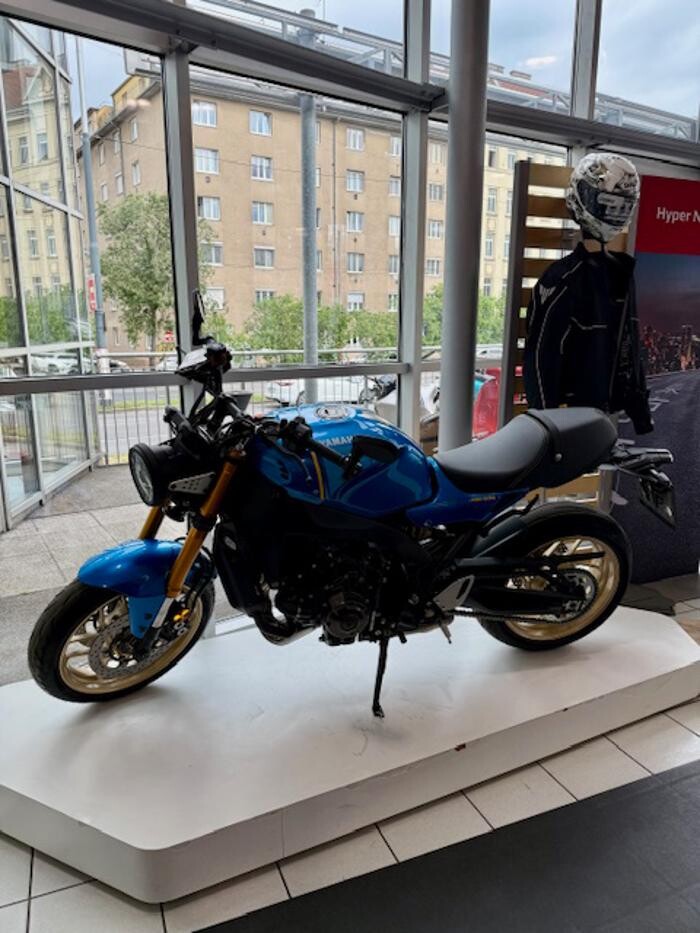 Bilder Yamaha Rainer