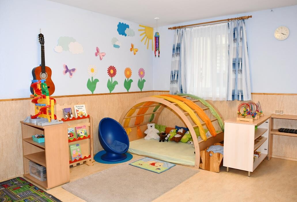 Bilder Pädagogischer Kinderbetreuungsverein Knusperhäuschen