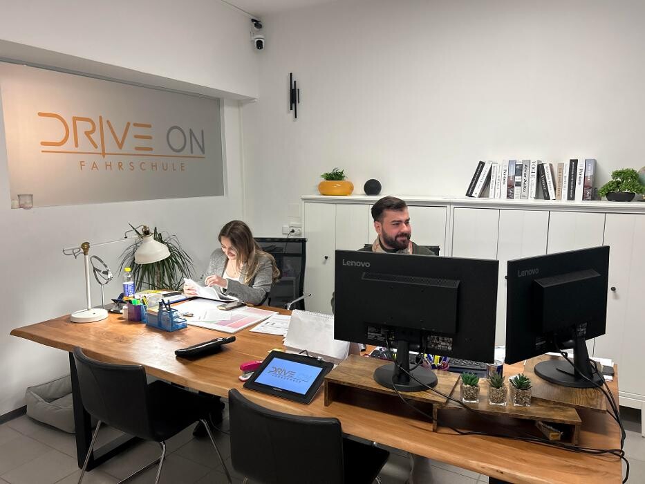Bilder Fahrschule Drive on