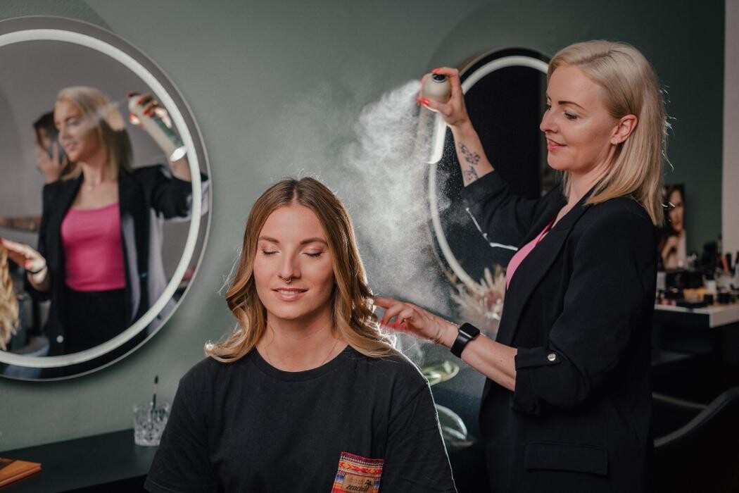 Bilder Julia's Salon