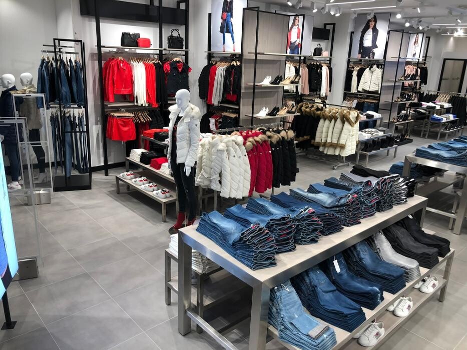Bilder GUESS