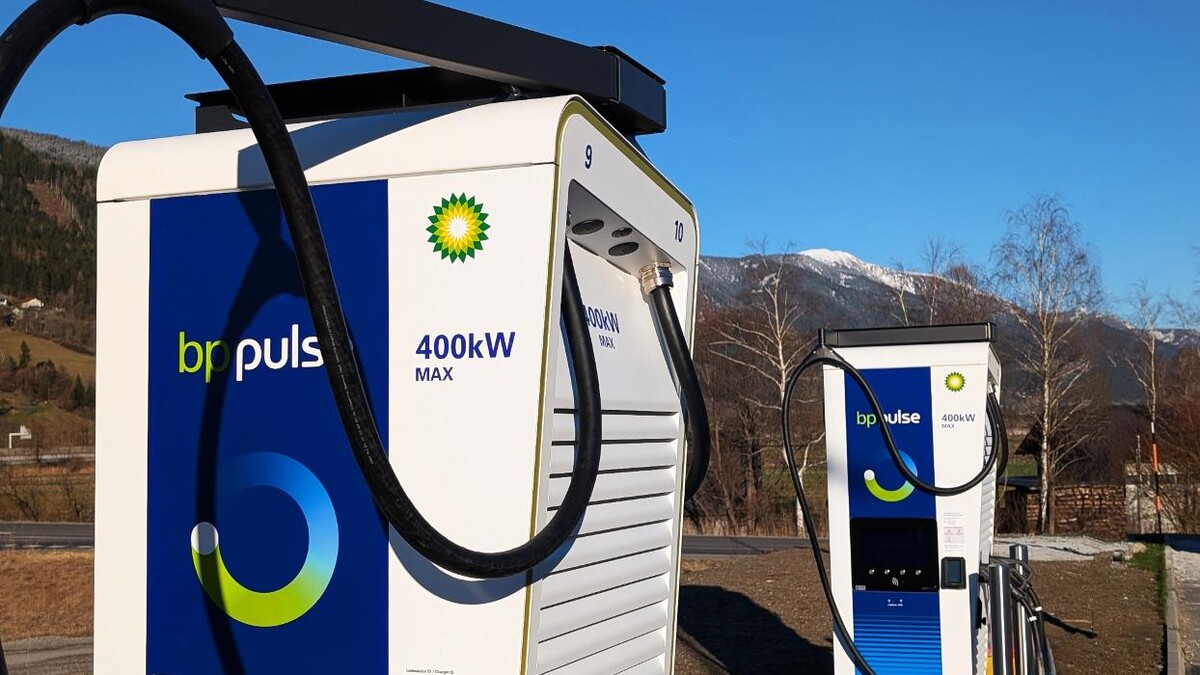Bilder bp pulse Charging Station
