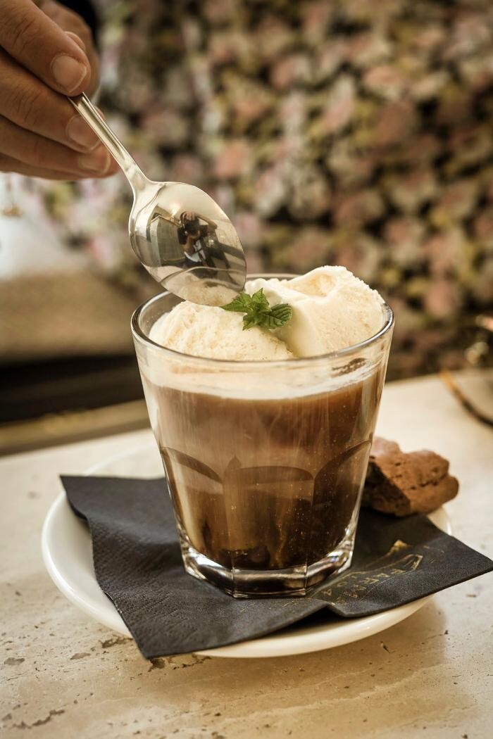 Bilder Cafe Farmacia 1040