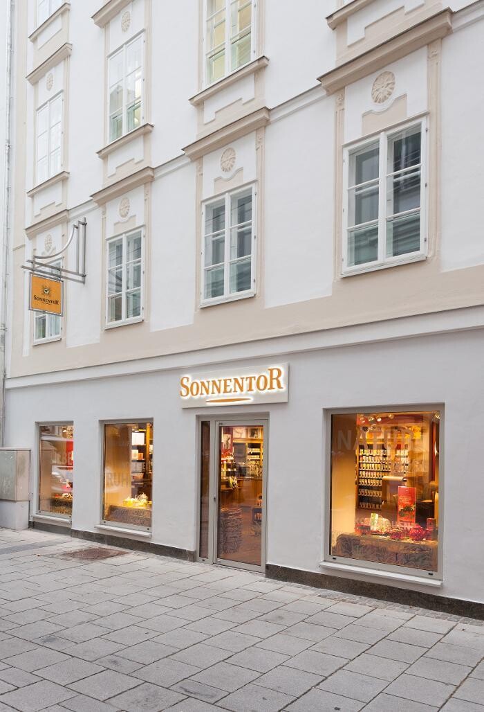 Bilder SONNENTOR Linz Herrenstraße