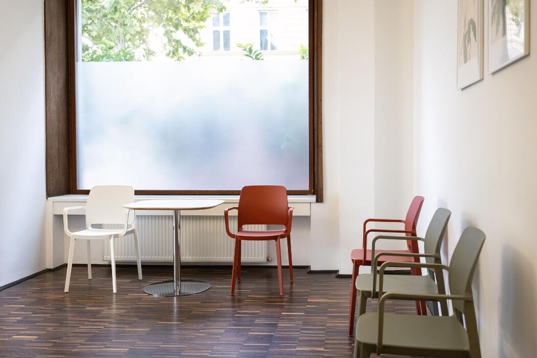 Bilder Dr. Sebastian Baumgartner - Spezialist für Reise-, Tropenmedizin & Innere Medizin