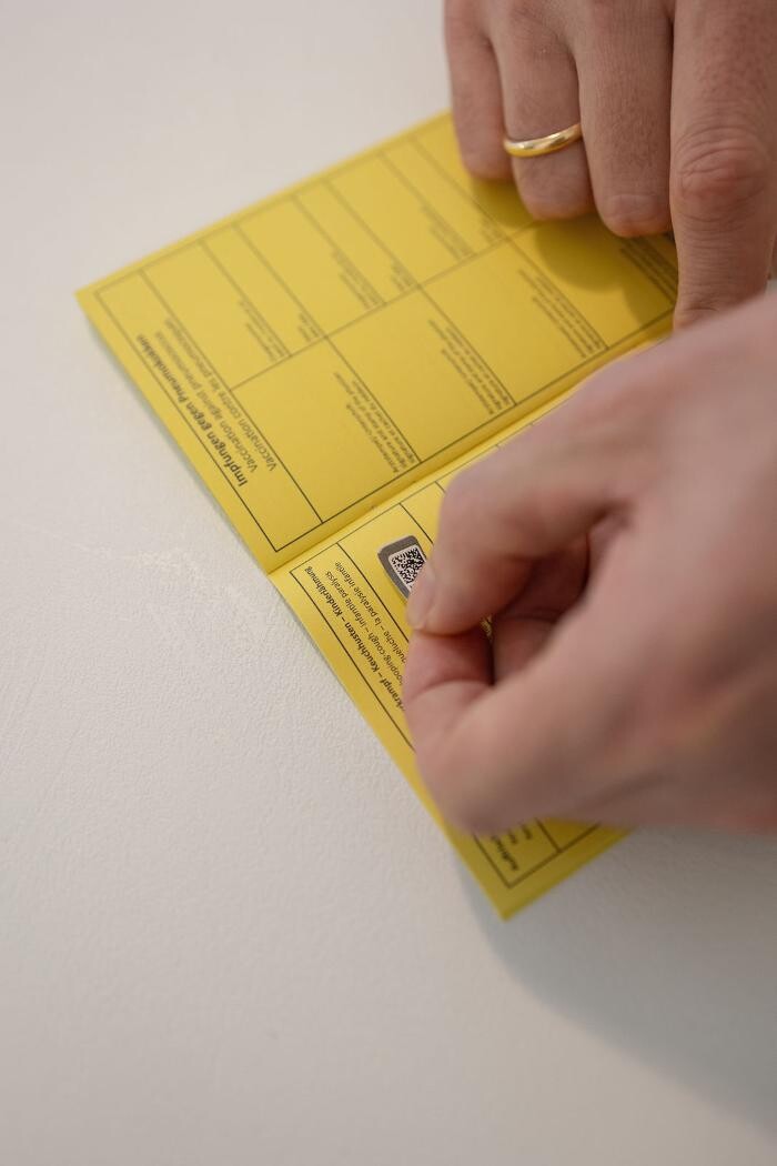 Bilder Dr. Sebastian Baumgartner - Spezialist für Reise-, Tropenmedizin & Innere Medizin