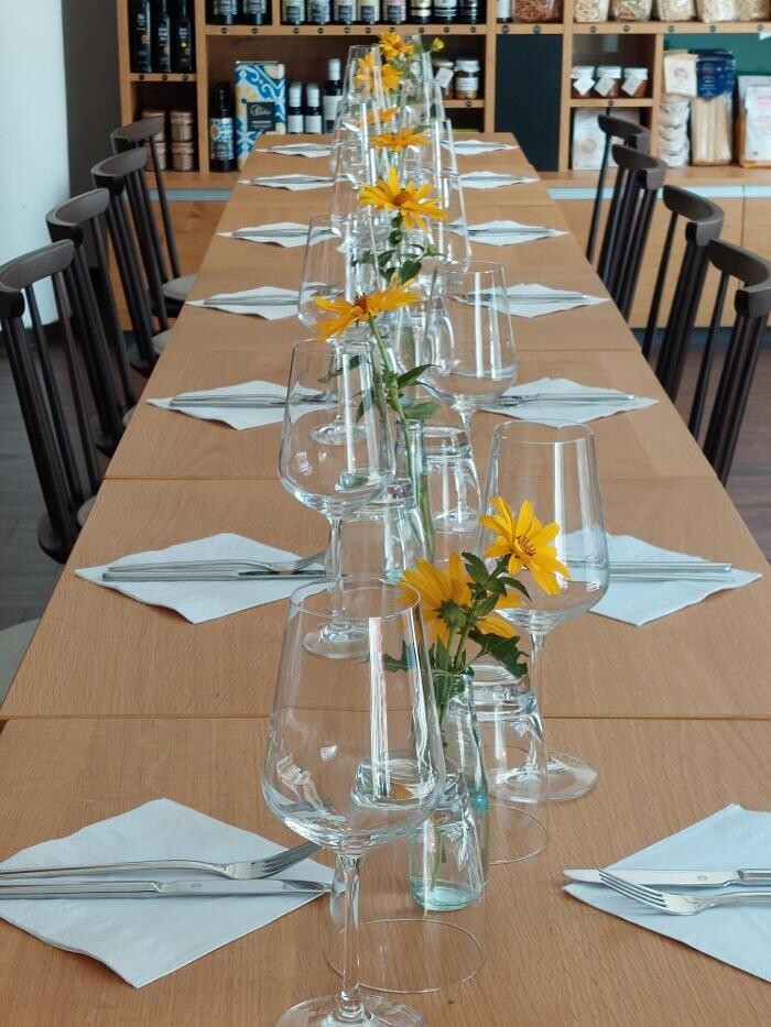 Bilder TIBOLI Delikatessen und Wein GmbH