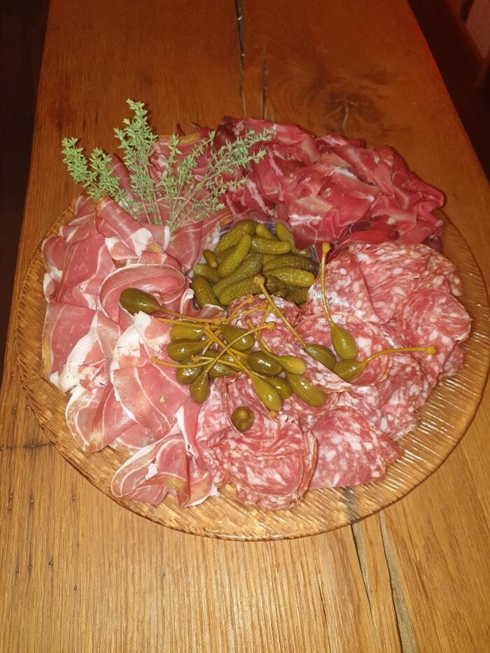 Bilder TIBOLI Delikatessen und Wein GmbH