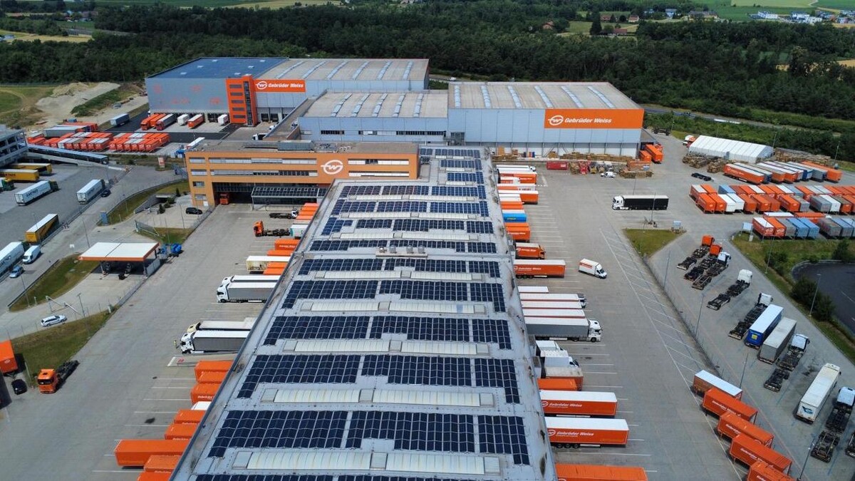 Bilder Gebrüder Weiss GmbH, Wels - Spedition für Landverkehr