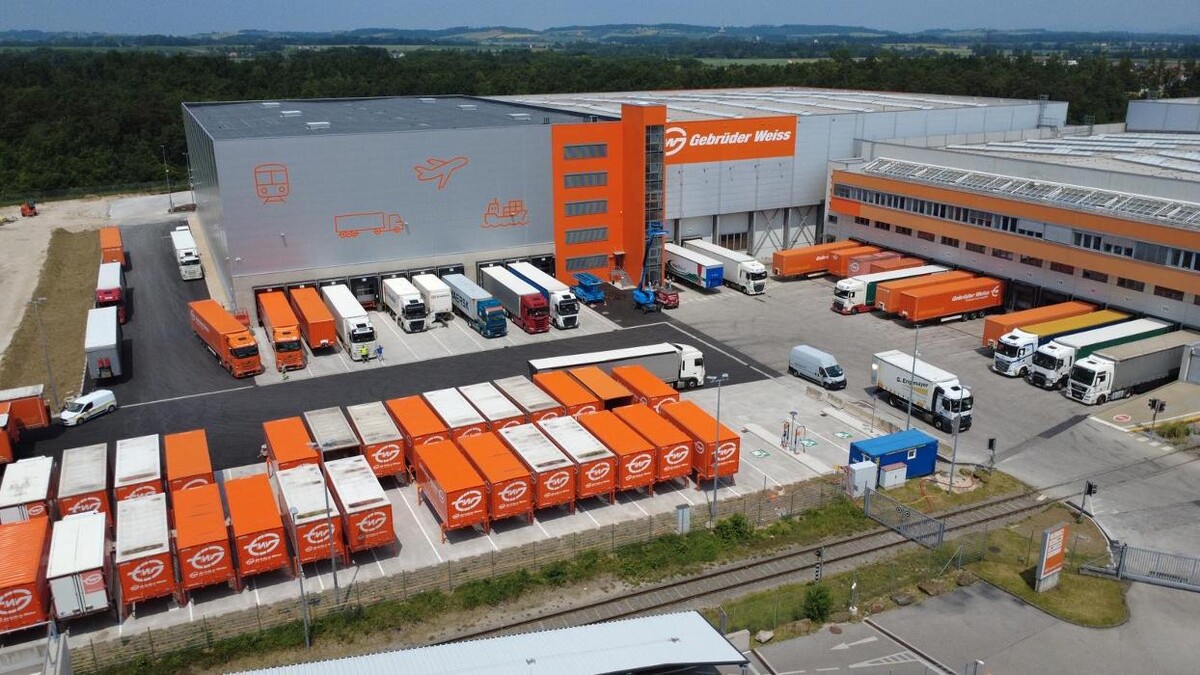 Bilder Gebrüder Weiss GmbH, Wels - Spedition für Landverkehr
