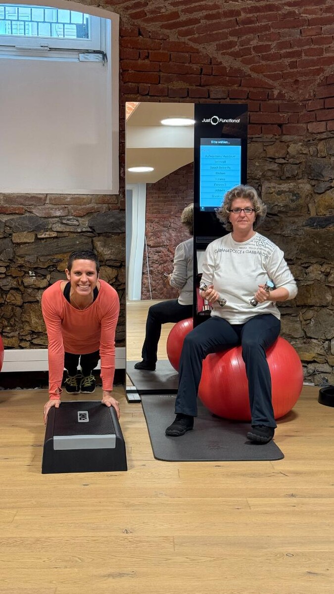 Bilder Grazia - Frauenfitness + Corpus Felix Rehastudio