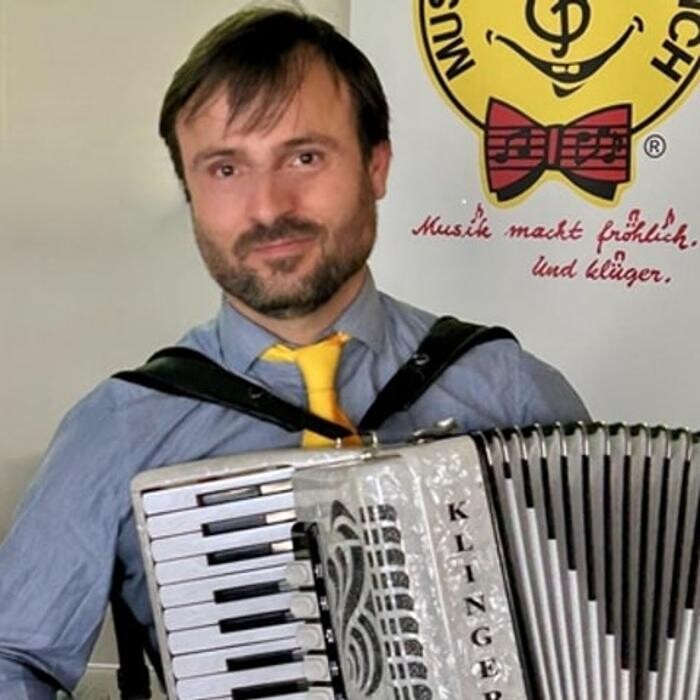 Bilder Musikschule Fröhlich - Mag. Mirco Lieber