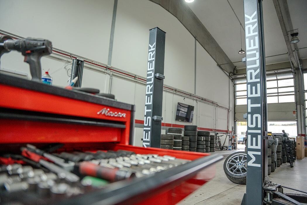 Bilder MEISTERWERK KFZ-Technik