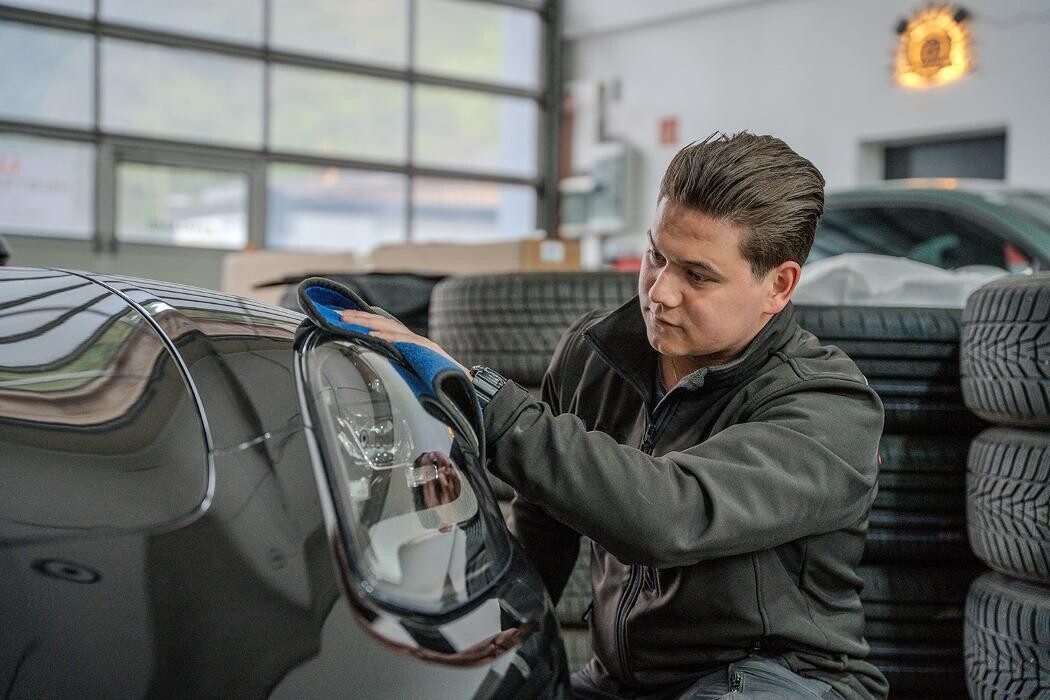 Bilder MEISTERWERK KFZ-Technik